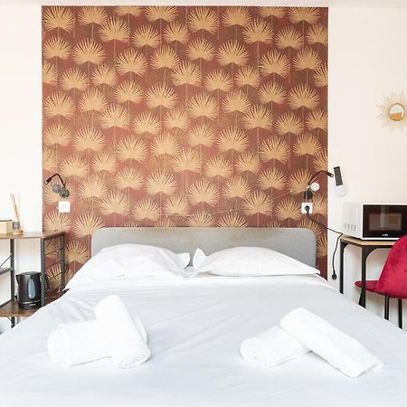 S&K Suite Grande Rue Roubaix - Chambre Spacieuse Et Sdb Privee - Netflix Et Cuisine Exterior foto