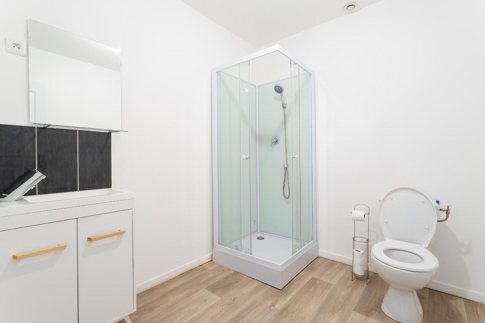 S&K Suite Grande Rue Roubaix - Chambre Spacieuse Et Sdb Privee - Netflix Et Cuisine Exterior foto