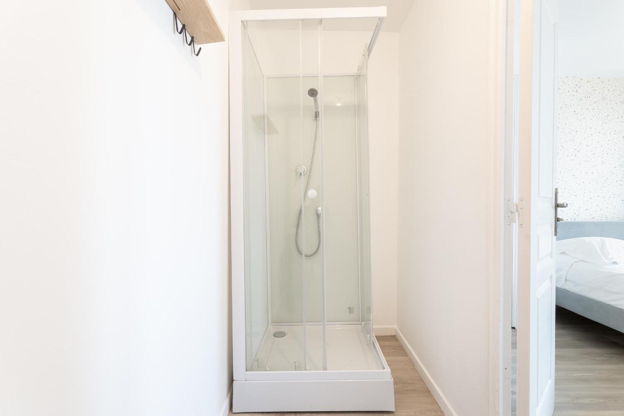 S&K Suite Grande Rue Roubaix - Chambre Spacieuse Et Sdb Privee - Netflix Et Cuisine Exterior foto