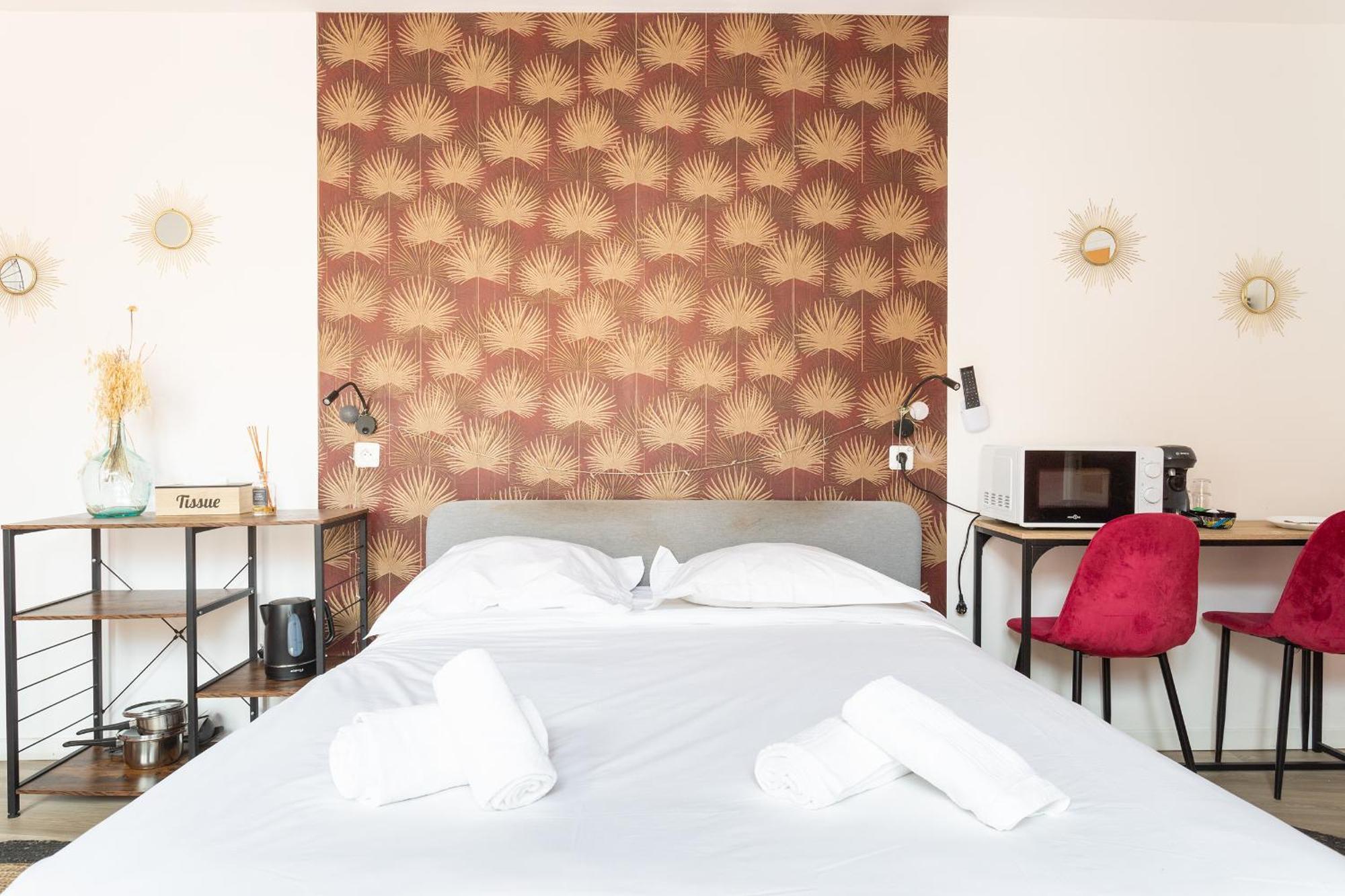 S&K Suite Grande Rue Roubaix - Chambre Spacieuse Et Sdb Privee - Netflix Et Cuisine Exterior foto